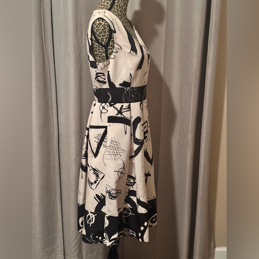 Donna Karan New York Abstract Black and White A-Line Dress Size 8 - Picture 6 of 11